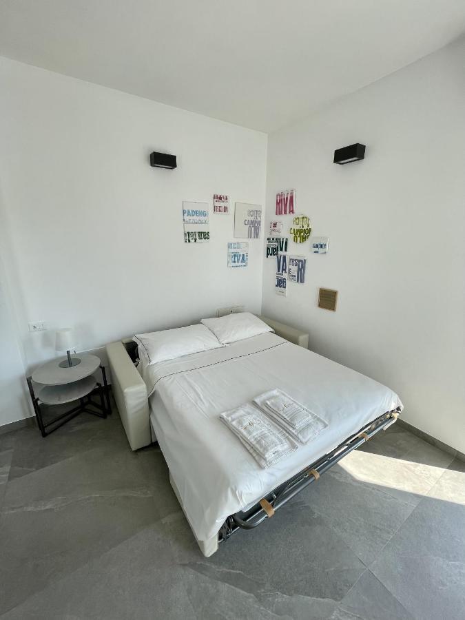Du Lac Aparments Desenzano del Garda Esterno foto